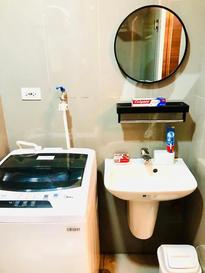 Air Residence 1Br With Balcony Free Netflix And Disney Plus 마닐라 0*,  필리핀