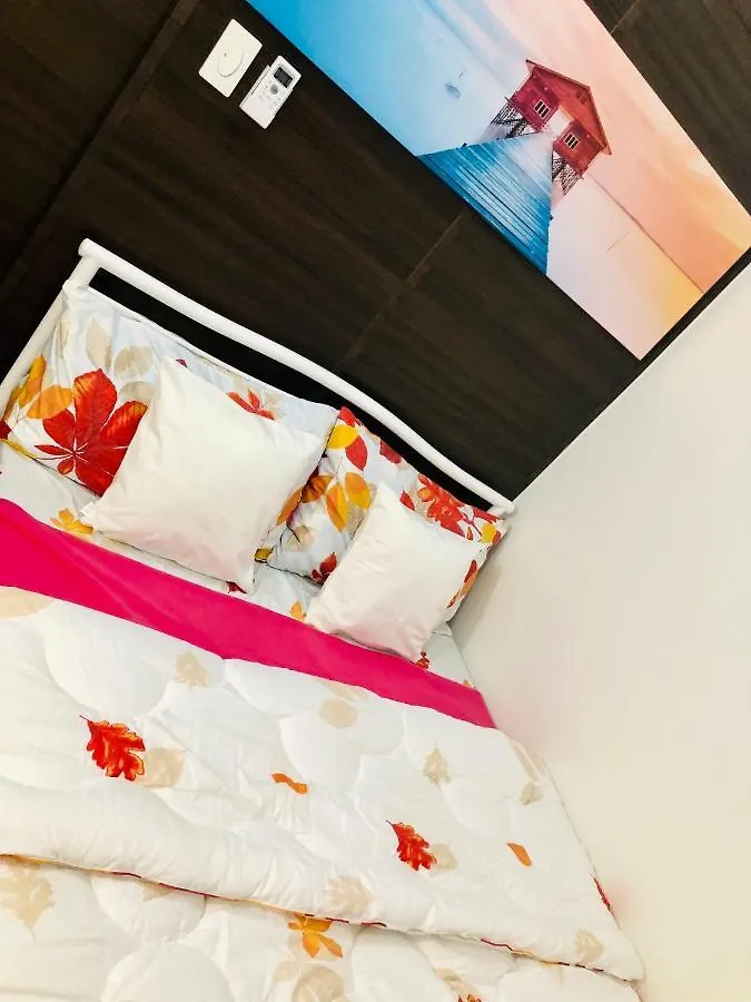 아파트 Air Residence 1Br With Balcony Free Netflix And Disney Plus 마닐라